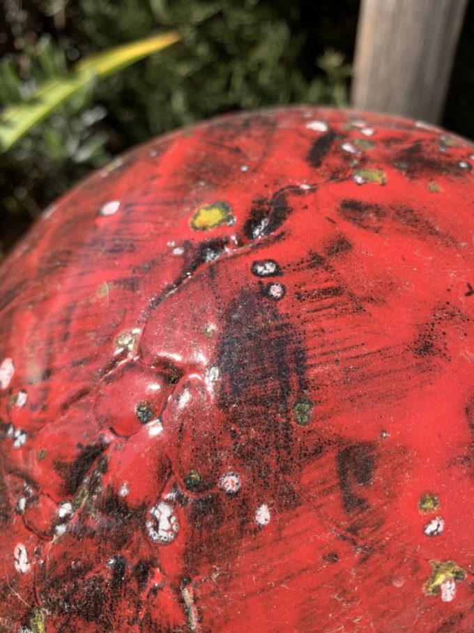 Boule céramique originale pour jardin décoratif Claymee