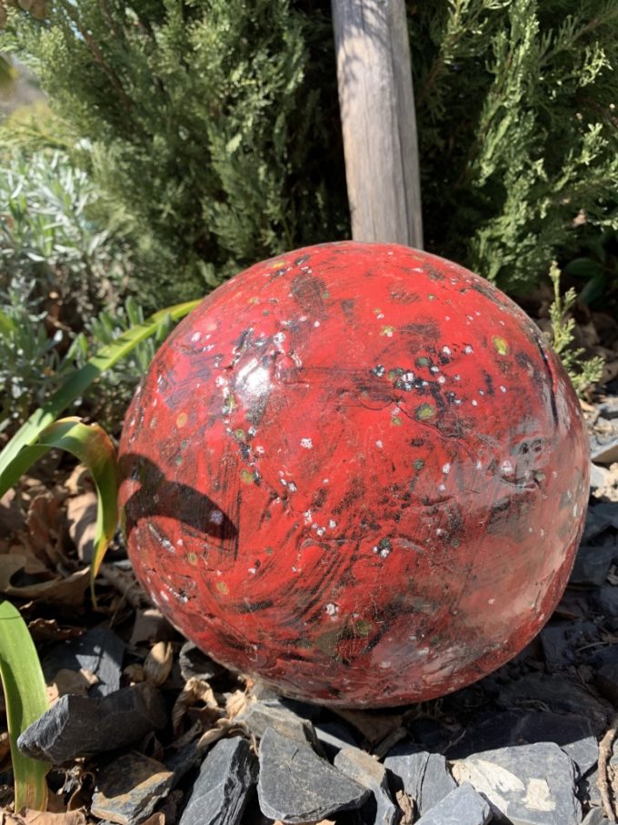 Boule céramique jardin pièce unique Claymee