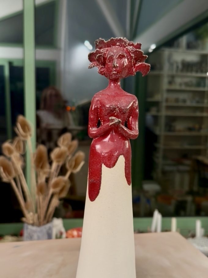 Sculpture silhouette femme demoiselle pièce unique claymee claire michelini lyon dommartin