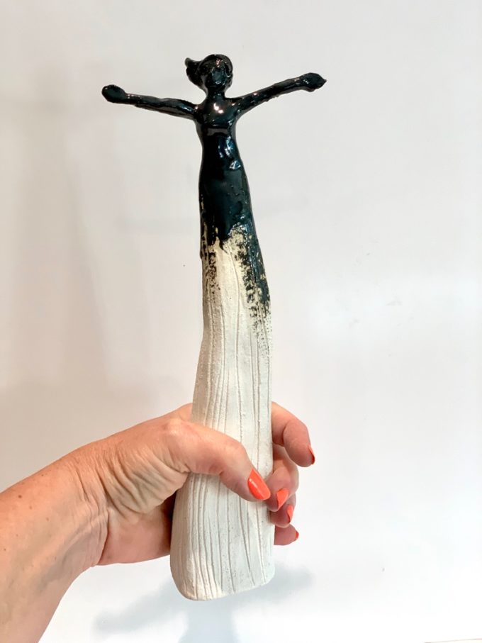pièce unique statuette femme céramique claymee