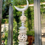 céramique blanche totem jardin lyon
