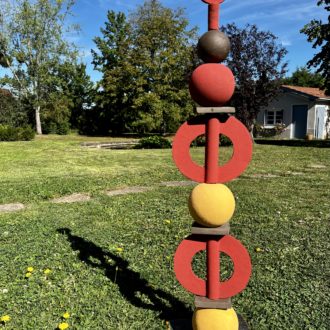 Totem céramique sur mesure pour jardin lyon