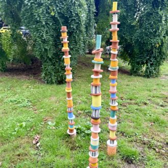 Totem "peinturlure" à créer selon vos goûts atelier Claymee céramique personnalisable créations pour jardins et intérieurs